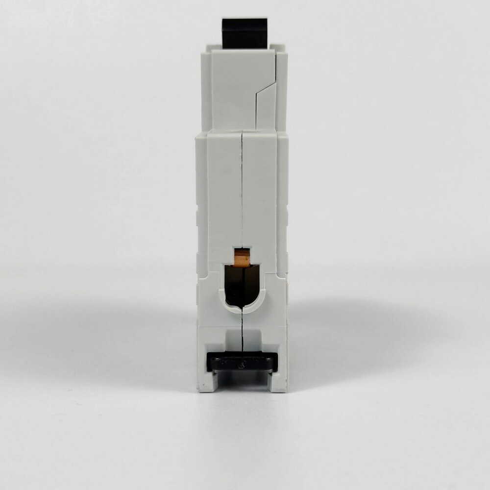 Автоматический выключатель ABB basic M 1P C6 ( 2CDS641041R0064 )